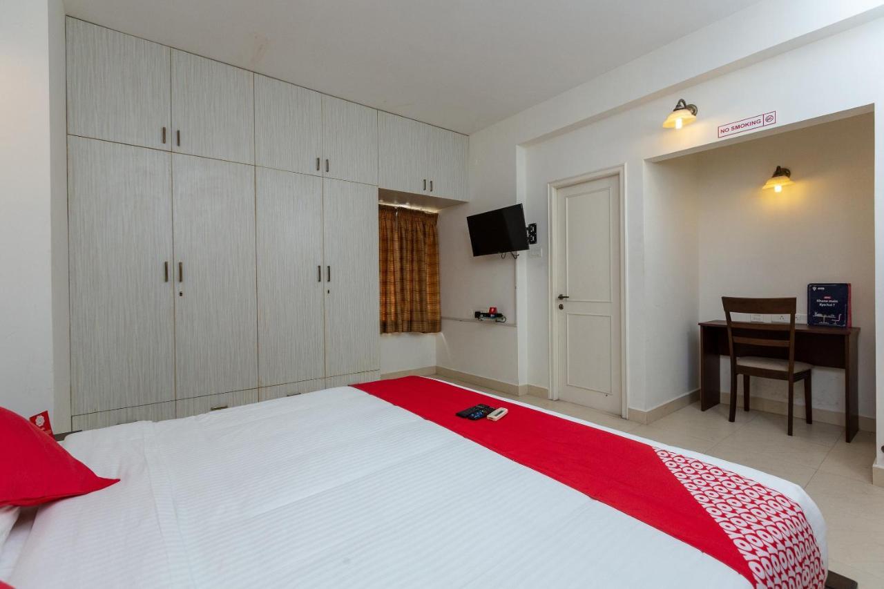 Oyo 23202 Cute Orange Service Apartments Ченнаї Екстер'єр фото